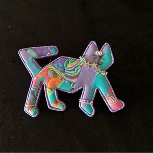 A very well made polymer kitty from 1993 signed possibly Quima
